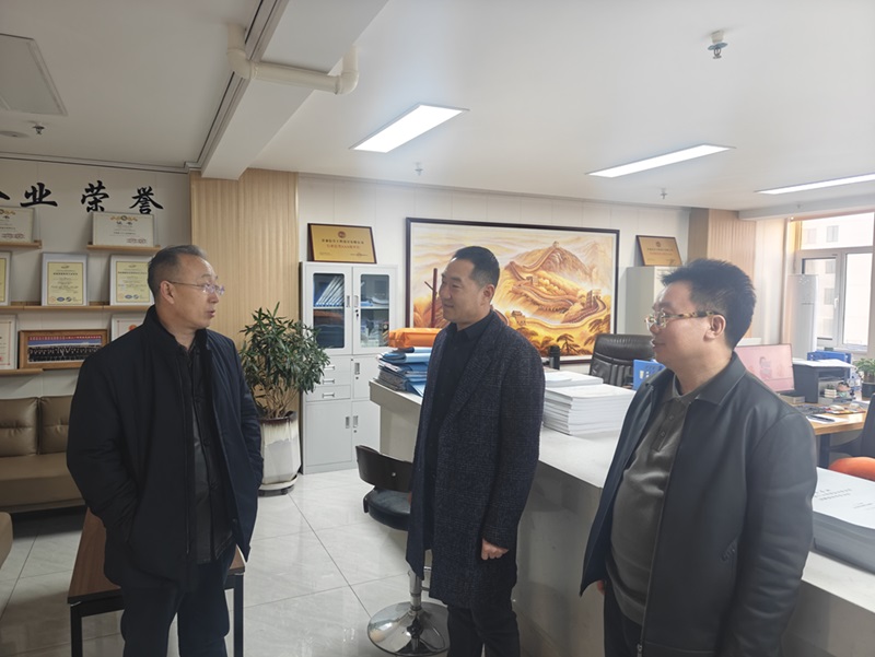 慶陽市總工會領導蒞臨信合與恒達公司參觀指導，共謀企業發展新篇章